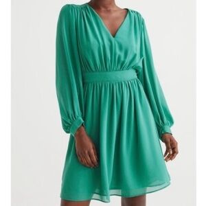 H&M| Vibrant Green Sheer Long Sleeve V-Neck Tie Back Party Dress Sz XL